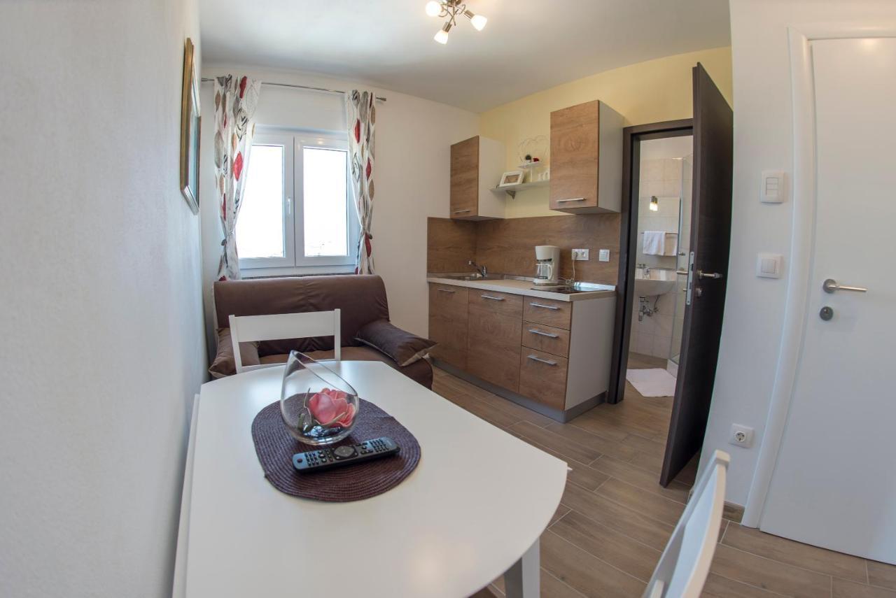 Apartments Mojeljeto Фажана Экстерьер фото