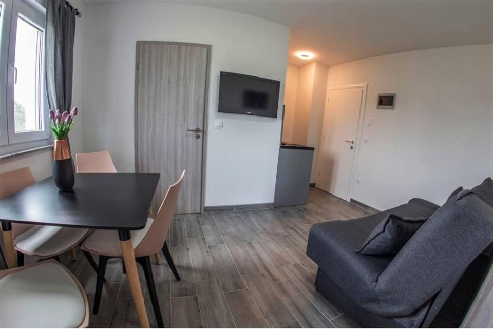 Apartments Mojeljeto Фажана Экстерьер фото